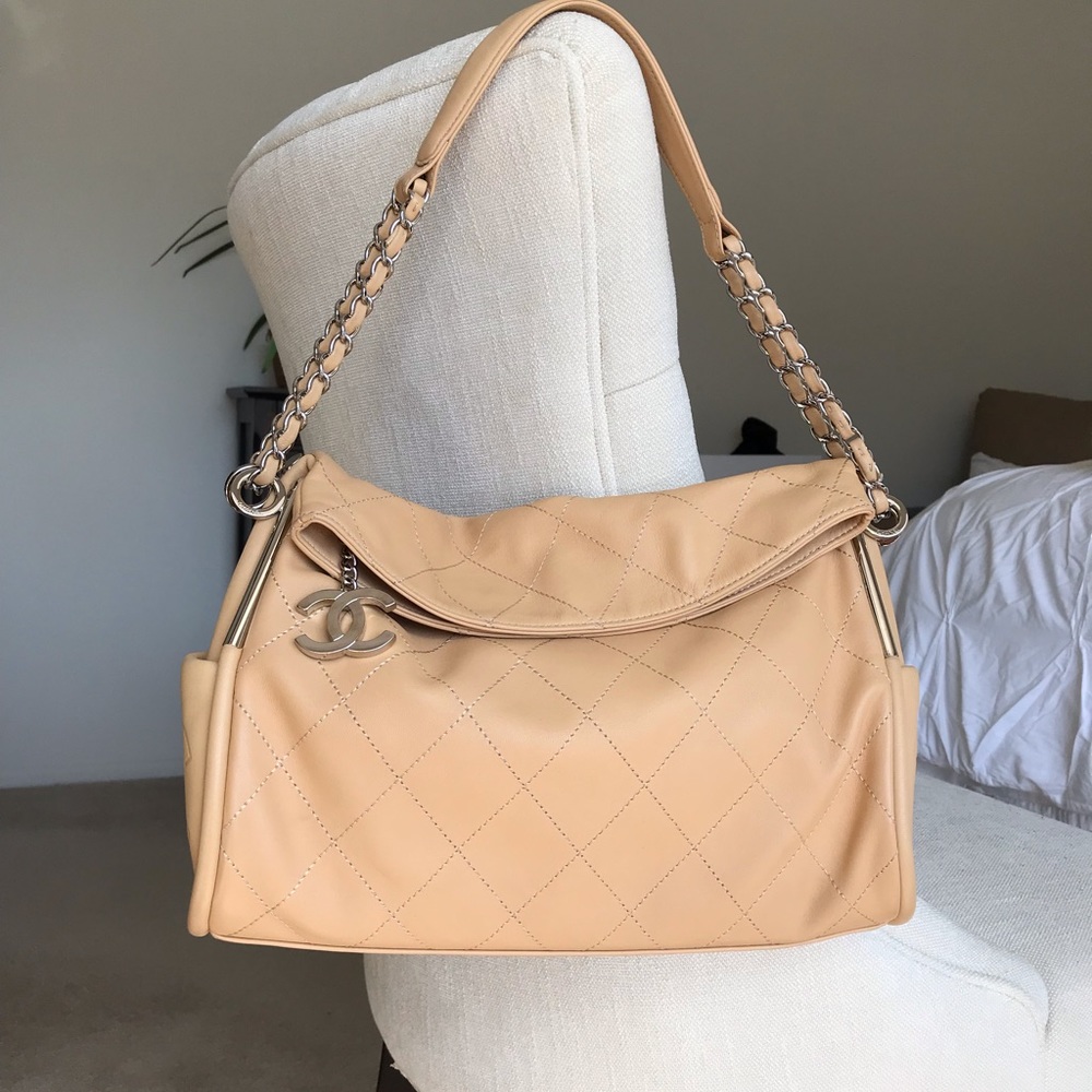 CHANEL Shoulder Bag - Limited Edition